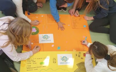 Učenci združeni z naravo in Zemljo