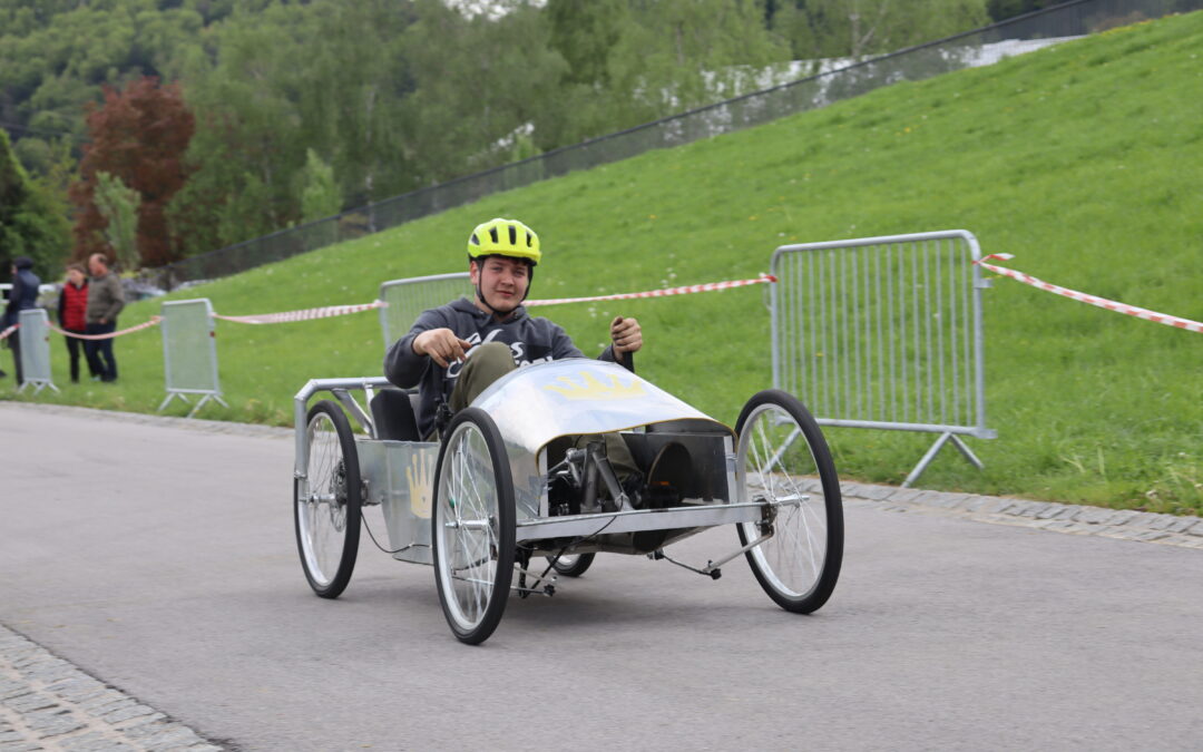 Dirka s pedalnimi avtomobili v Velenju